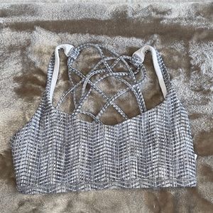 Lululemon sports bra
